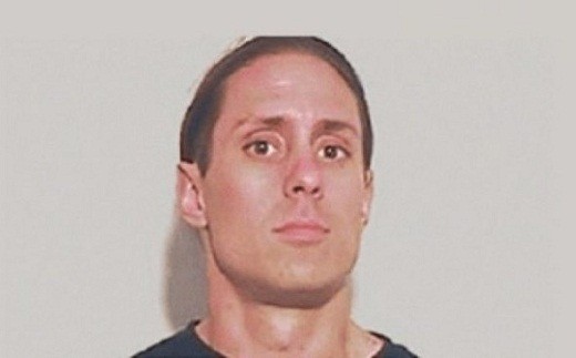 Tras reunirse con Oyarbide, abogado de P&eacute;rez Corradi negocia la entrega con Bullrich