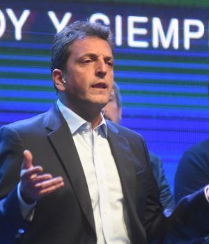  Massa:  "Macri empobreci&oacute; a millones de argentinos "