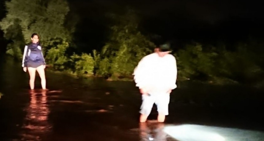 Asisten a damnificados por el temporal en Recreo