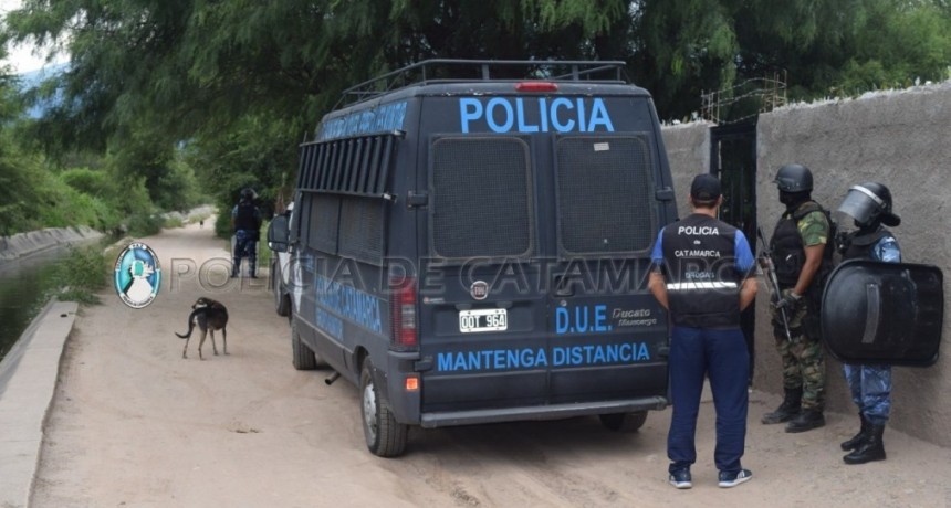 Desbaratan un punto de venta de droga en Valle Viejo