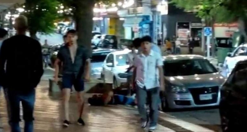 RUGBIERS VIOLENTOS: Dale que lo vas a matar, vos podés