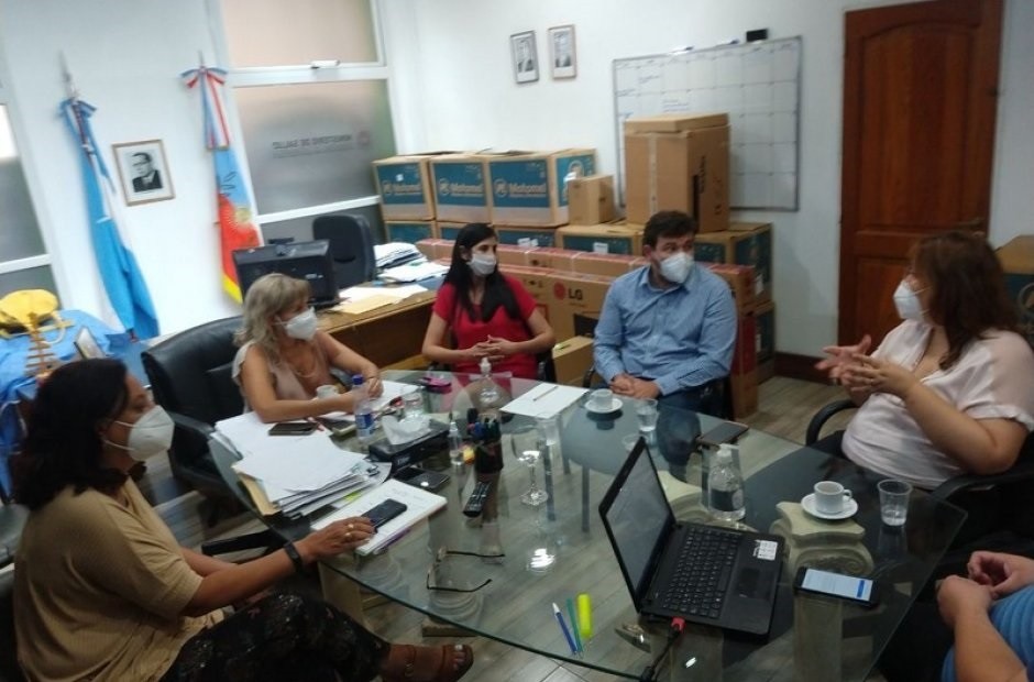 Implementarán un sistema de registro para la vacunación de personas menores de 60 años