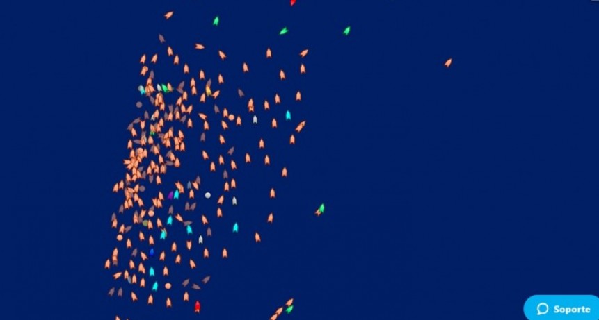 Greenpeace expone una ciudad pesquera en alta mar