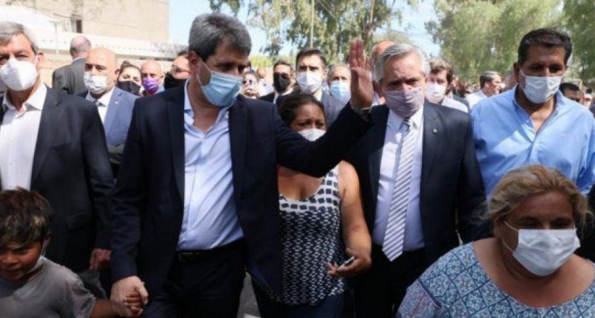 Fernández visitó San Juan y anunció adelanto de fondos para construir viviendas