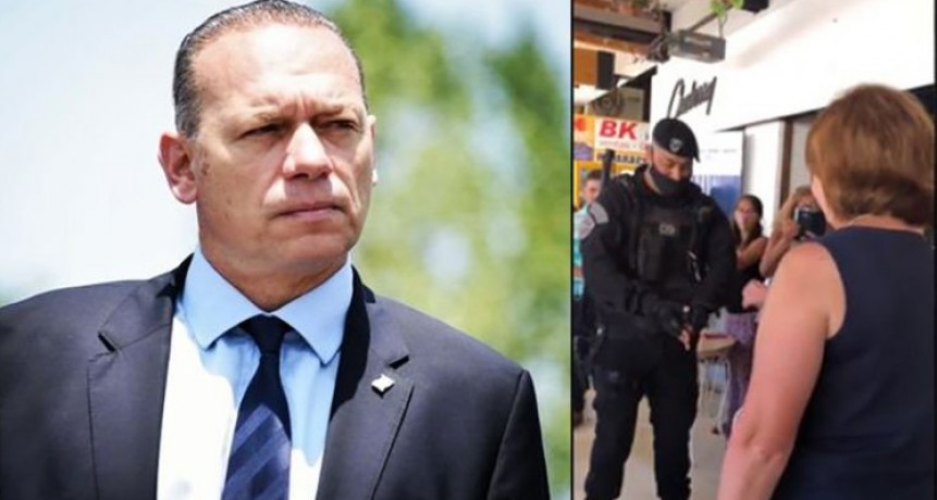 Sergio Berni investigará a los policías que le hicieron la venia a Patricia Bullrich
