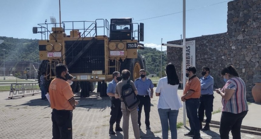 Vacunación masiva: ultiman detalles del operativo para inmunizar a las fuerzas de seguridad