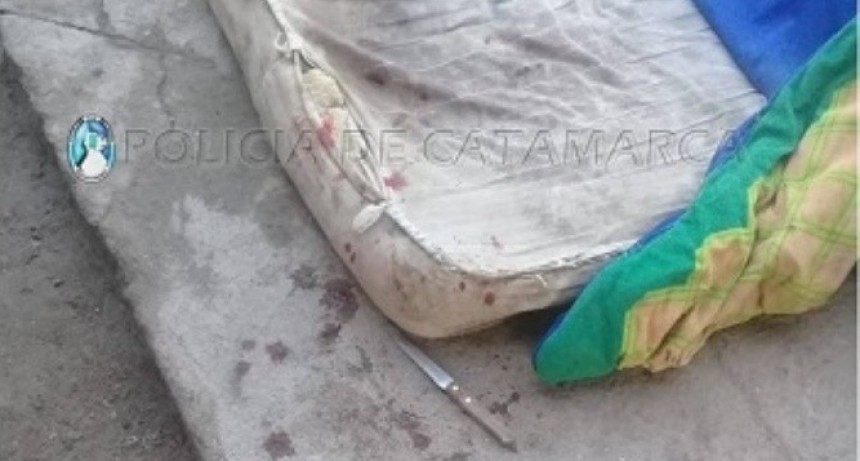 Tomaban alcohol, discutieron, se desconocieron y un sujeto termin&oacute; apu&ntilde;alado