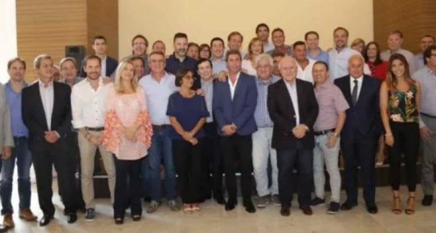 La buena convocatoria de Uñac en San Juan y por qué a Roberto le dieron ganas de hacer pipí