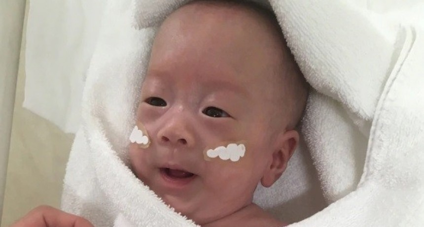 Salvaron al bebé más pequeño del mundo