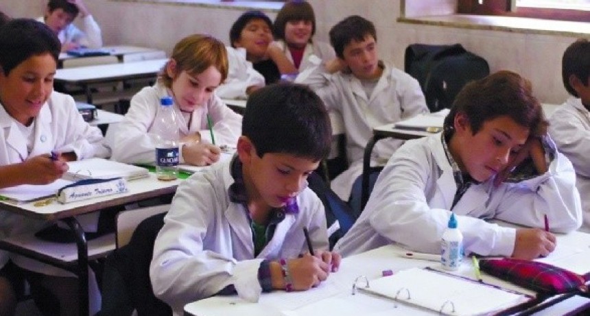 Nueva instancia de examen para alumnos que adeudan hasta cuatro materias