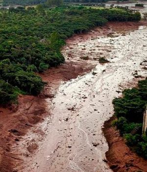 El momento exacto del colapso de la represa?&nbsp;que gener&oacute; la tragedia en Brasil