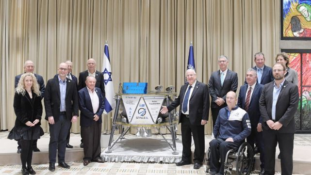 Israel llega a la Luna de la mano de dos argentinos