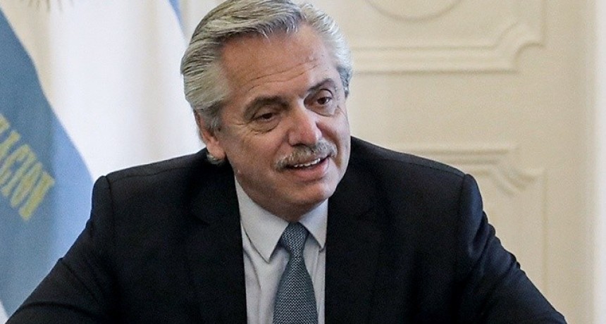 Alberto Fernández pidió al sistema financiero que haga su aporte para resolver la crisis