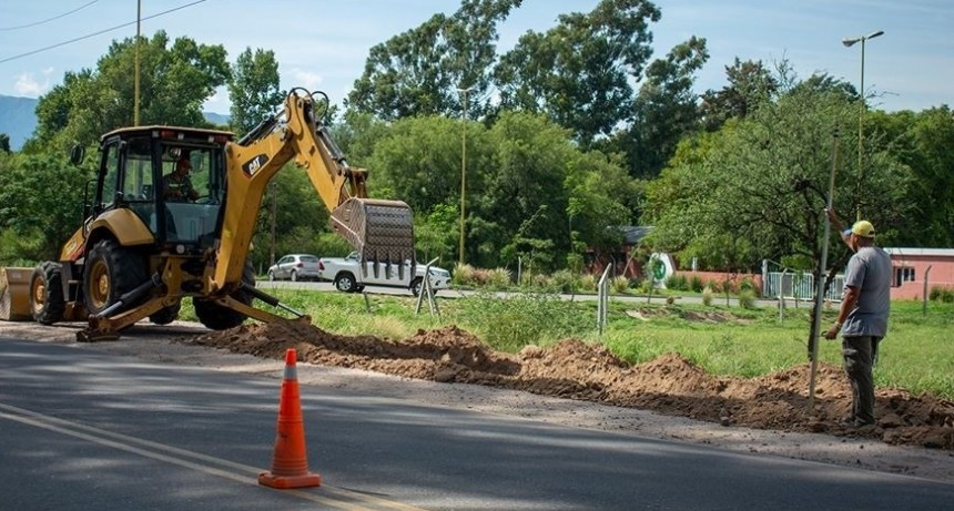 Comenzó la revalorización del acceso a la Ciudad Capital por Ruta Provincial 33
