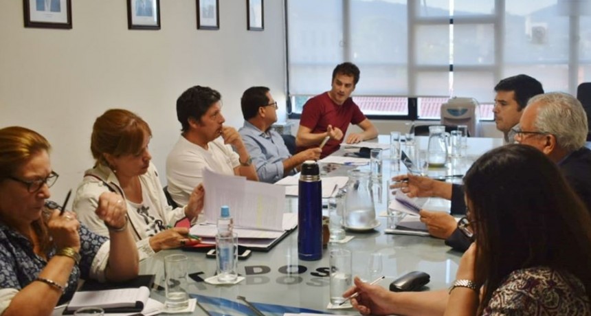 Despachos favorables a las reformas del IPV y Vialidad