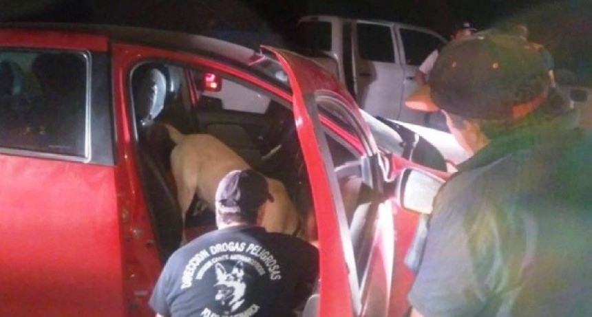 Desbaratan puntos de venta de droga y detienen a un joven en Santa María