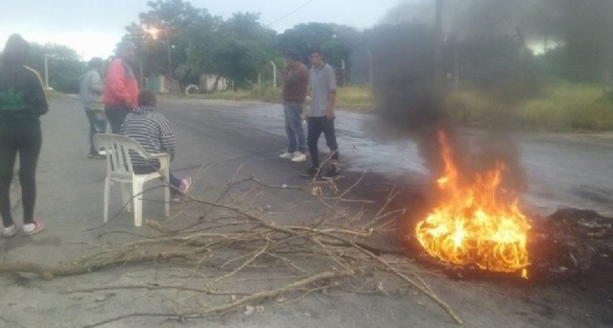 Protesta de vecinos en “Camino a la Virgen”