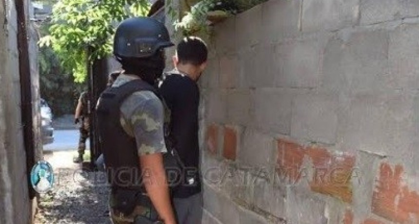 Detienen en Valle Viejo a un hombre con 3000 dosis de marihuana