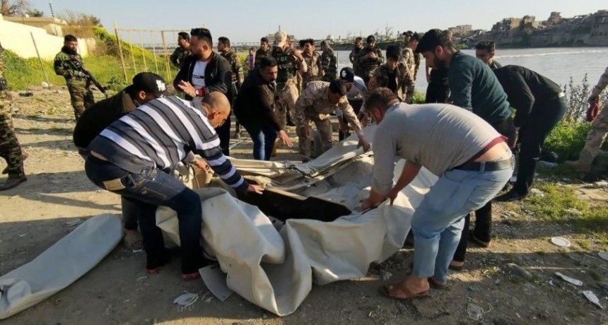Más de 90 muertos, entre ellos menores, en naufragio en Irak