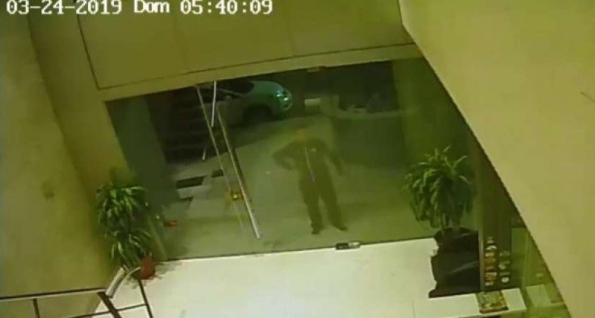 Se conoció el video del robo a las oficinas de Sergio Massa