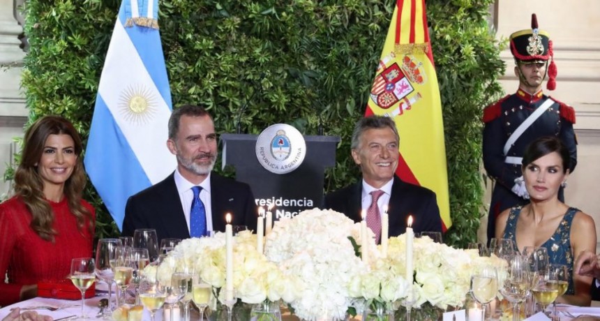 En fotos: la intimidad de la gala en honor a los reyes de España Felipe VI y Letizia