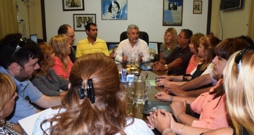 Acuerdo en las negociaciones entre Educación y los gremios docentes