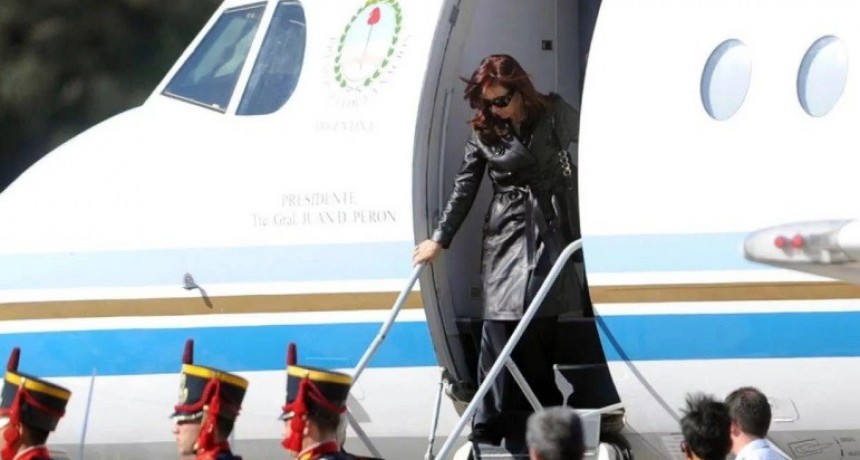 Cristina Kirchner procesada por usar aviones oficiales para enviar diarios a Santa Cruz