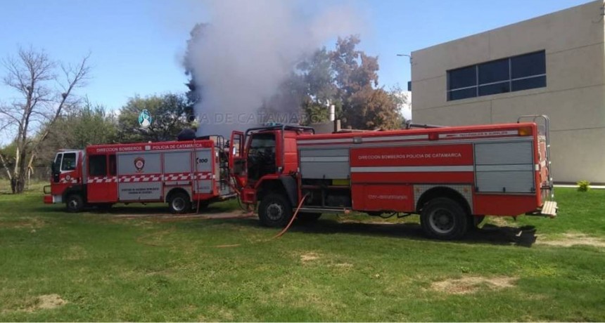 Incendio en El Parque Industrial El Pantanillo