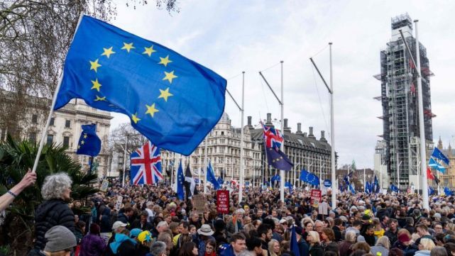 Un millón de personas en Londres para pedir frenar el Brexit