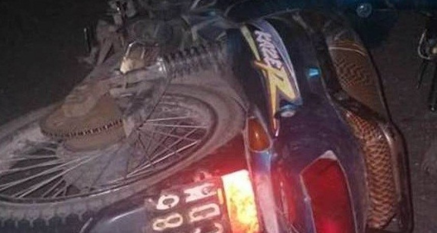 Un hombre falleció al caer de la moto en la que viajaba por la Ruta Provincial Nº 5