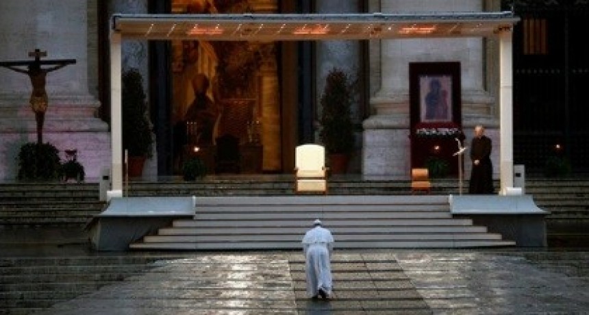El papa Francisco otorgó una indulgencia por la pandemia del coronavirus