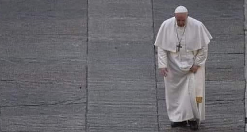 El Vaticano confirmó que el Papa Francisco no tiene coronavirus