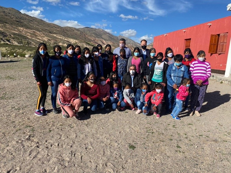 El Gobernador visitó El Tolar en Santa María