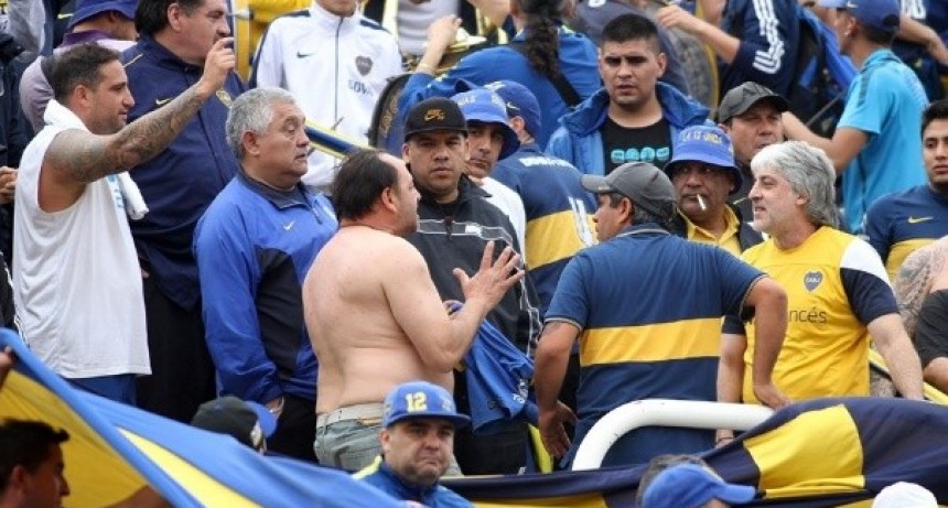 Prohíben por cuatro años el ingreso a los estadios de 128 barras de Boca