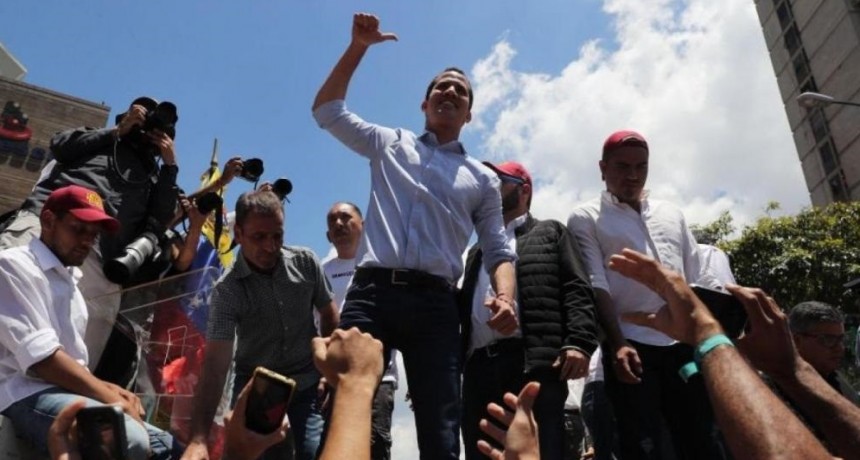 Guaidó: El régimen de Maduro tiembla porque estamos en las calles