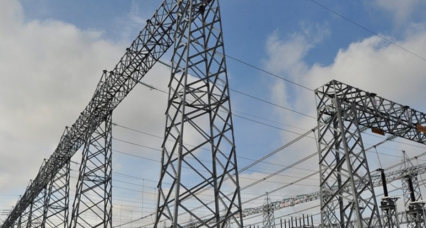 CAMMESA comenzó a restringir la energía a las distribuidoras morosas