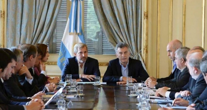 El Gobierno se reúne con los gobernadores de Cambiemos en Casa Rosada