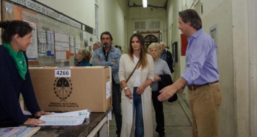 Es una provocación: la reacción de Amalia Granata tras el incidente cuando fue votar