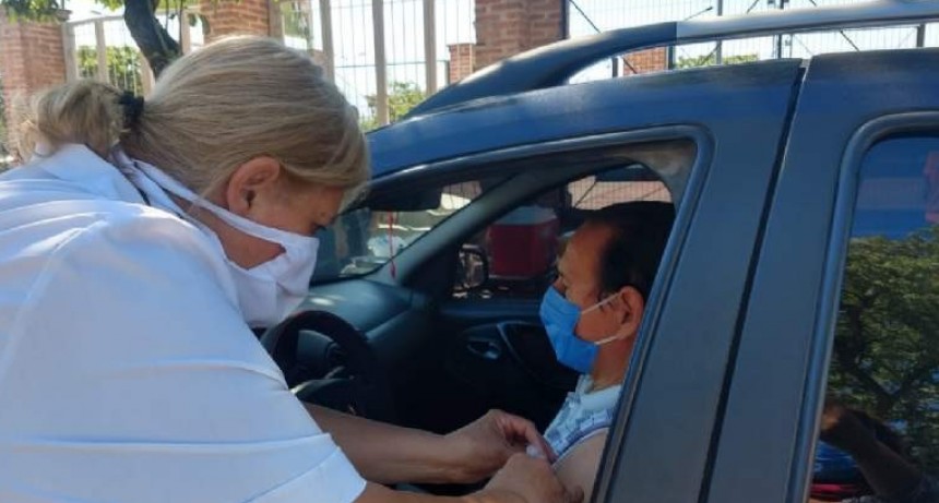 Se aplicaron más de 700 antigripales en cuatro puntos de la ciudad