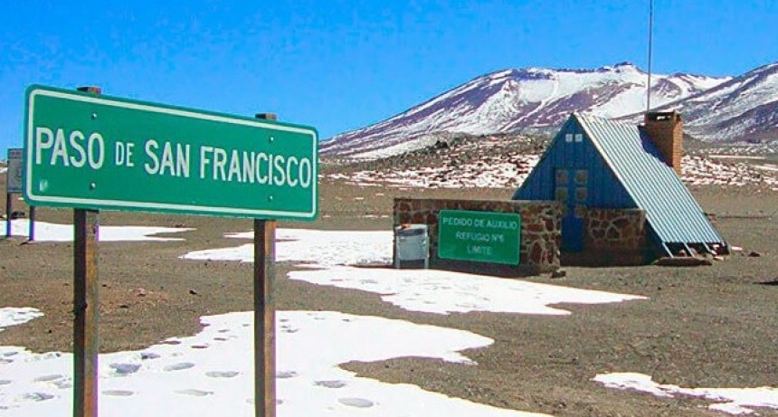 El Gobierno prorroga el cierre de fronteras del país hasta el 26 de abril