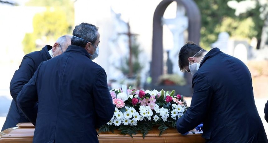 Italia superó las 20.000 víctimas y tiene casi 160.000 infectados