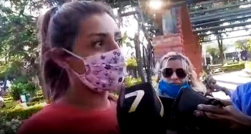 Una joven transexual denunció que una mujer policía la violó con una cachiporra