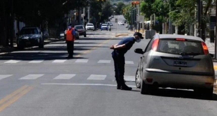 Detienen a 90 personas por violar la cuarentena en Capital e interior provincial