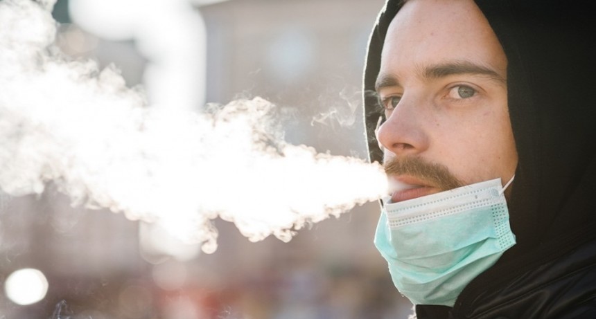 Algunos CORONA-VIVOS venden cigarrillos y tabaco con precios que oscilan entre 400 y 500 pesos