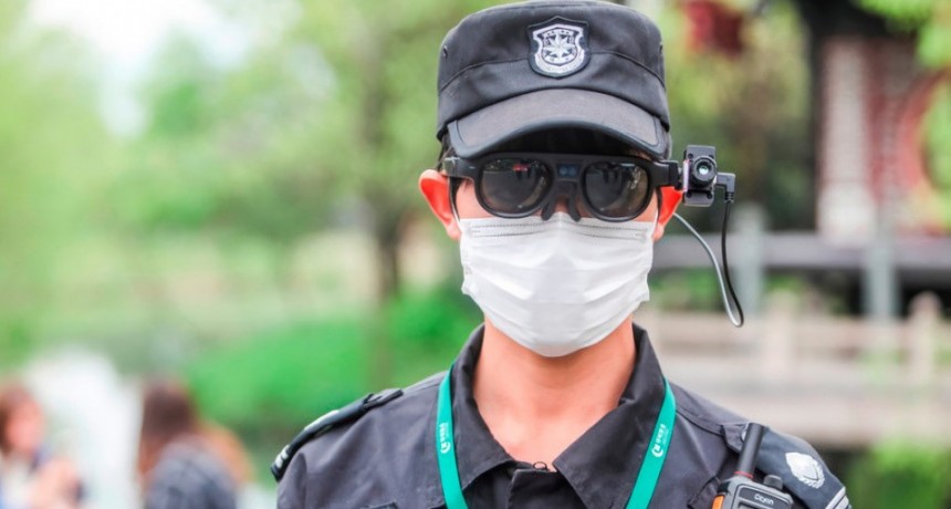  FOTOS: Crean en China unas gafas inteligentes que detectan posibles contagios de covid-19 