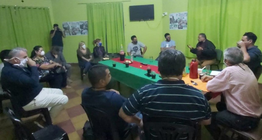 Se reunió  la Intersindical:  Si el anuncio de Jalil es el ajuste vamos a convocar a una movilizacion 