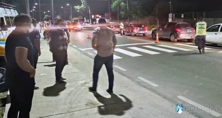 La Policía secuestró más de cien vehículos y notificó a más de un centenar de personas