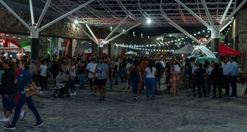 Manos Catamarqueñas la exitosa feria de semana santa