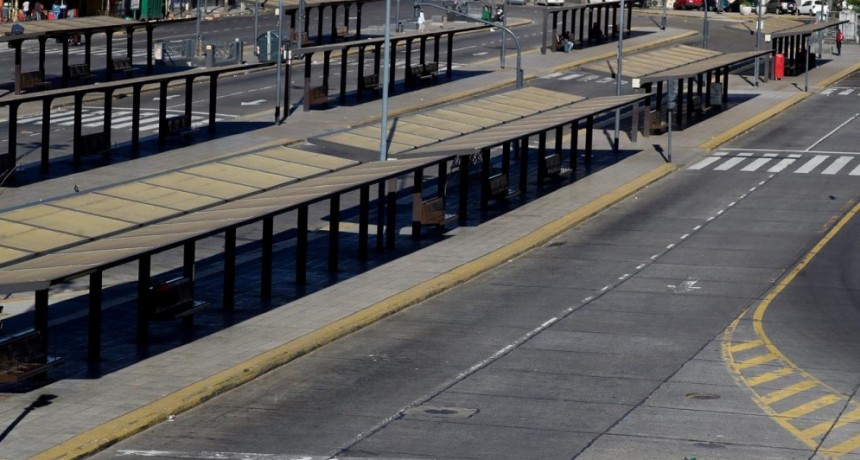 A medianoche comenzó el paro de los gremios del transporte