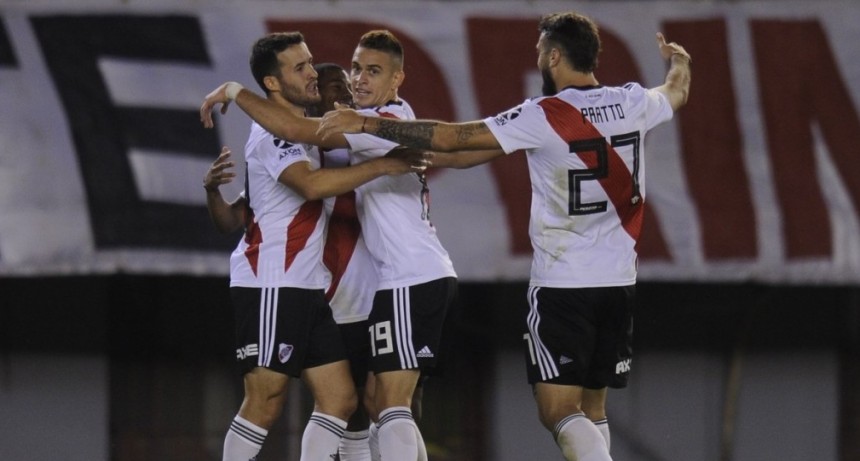 River aplastó a Aldosivi y se clasificó a los cuartos de la Copa de la Superliga